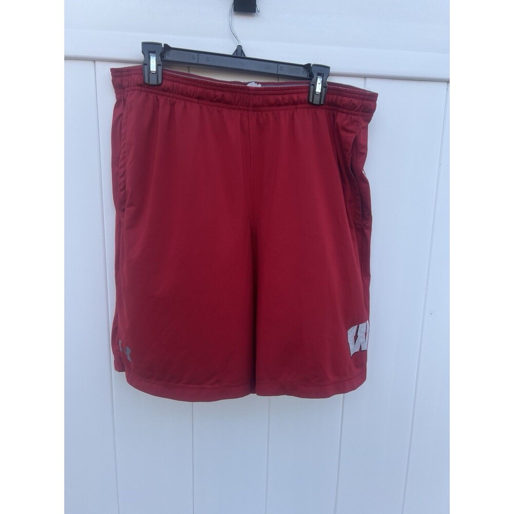 Under Armour Heatgear Wisconsin Badgers Basketball Shorts Mens Size XL Red